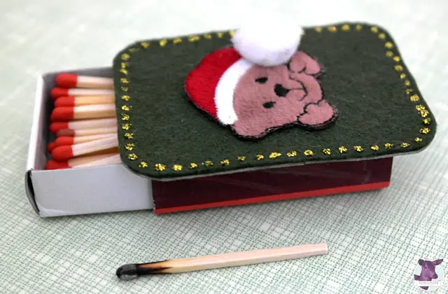 DIY Weihnachtsdeko selber machen - Streichholzschachteln bekleben