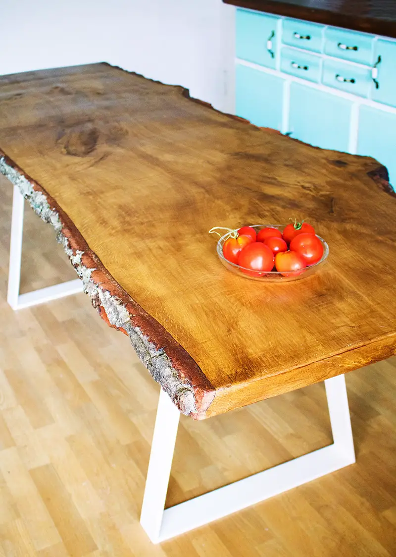 Anleitung - Designer Tisch mit massiver Tischplatte selber bauen DIY