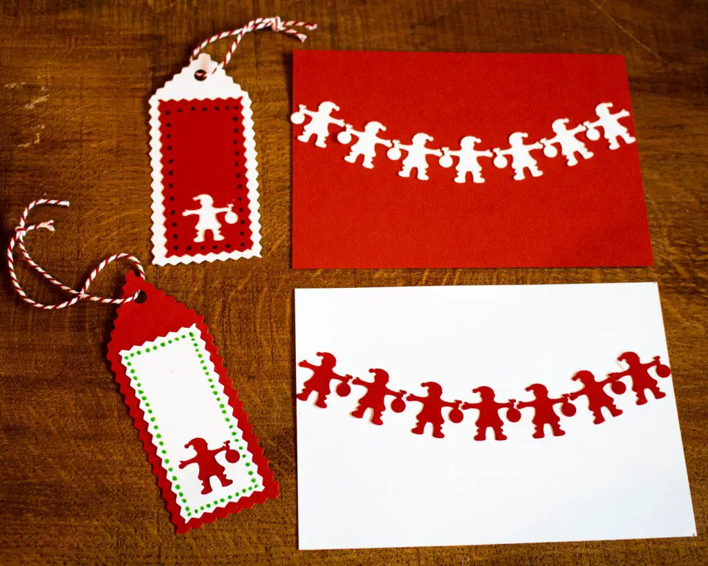 Weihnachtskarten und Anhänger mit dem Weihnachtsmann Motivlocher basteln